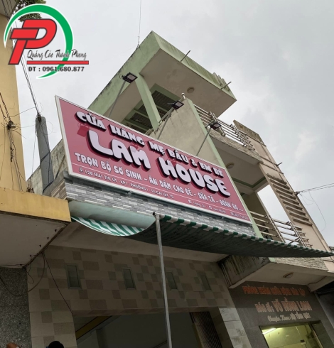 bảng hiệu alu chữ nổi cửa hàng sữa Lam House