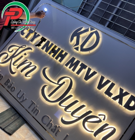 Bảng hiệu chữ nổi 08