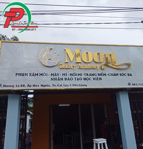 Bảng hiệu chữ nổi 05