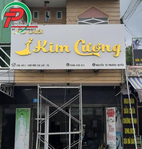 Bảng hiệu chữ nổi 03