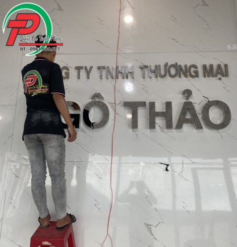 Chữ nổi Công  ty Ngô Thảo