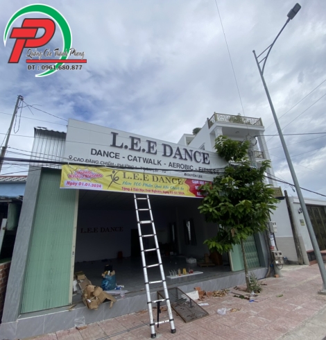 Bảng hiệu quảng cáo Mica