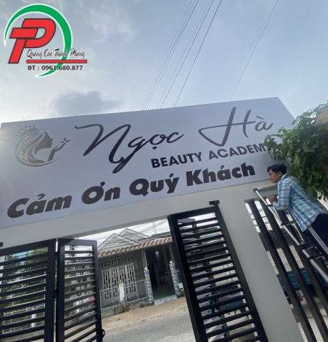 Bảng hiệu Alu Spa