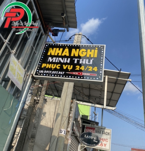 Bảng hiệu hộp đèn LED