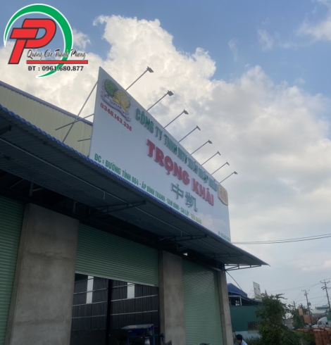 Bảng hiệu quảng cáo công ty Vựa Sầu Riêng