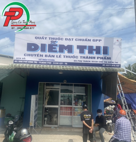 Bảng hiệu quảng cáo tiệm thuốc tây